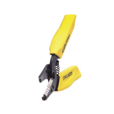 Pinza Klein Peladora y Cortadora de Cable Solido AWG 10-18. <br>  <strong>Código SAT:</strong> 27113200 <img src='https://ftp3.syscom.mx/usuarios/fotos/logotipos/klein_tools.png' width='20%'>  - KLEIN TOOLS