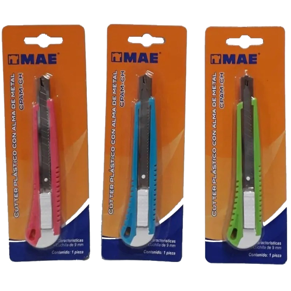 Cutter chico mae de 9mm 1 pieza          Cutter chico de plástico y alma metálica de 9mm, blíster con 1 pieza, colores surtidos: rosa, azul. verde y naranja                                                                                                                                             .                                        - CPAM-CH