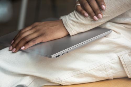 Microsoft Surface - Laptop 3 - Ultrabook - 15" - 2496 x 1664 - Intel Core i7 I7-1065G7 - 16 GB LPDDR4X SDRAM - 512 GB SSD - Intel Iris Plus Graphics - Windows 10 Pro - Platinum - Spanish (Latin American) - MICROSOFT