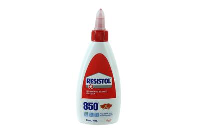 Pegamento blanco escolar Resistol 850 de Pegamento libre de solvente con gran fuerza de pegado en diversos materiales, para realizar manualidades en la escuela o en el hogar, ideal para pegar madera, papel, cartón, tela, etc., acabado invisible, agarre inmediato, no tóxico, color blanco.          55 grs                                  - 2105650