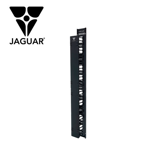 ORGANIZADOR VERTICAL JAGUAR NCS-NRE-VOP-42HT PARA GABINETES NCS 42UR CON PEINES DE POLICARBONATO CON RETARDANTE A LA FLAMA TAPA REMOVIBLE Y ABATIBLE POSIBILIDAD DE SUJECIÓN DE CABLE CON CINCHOS VELCRO O PIOLA PESO DE 10 KG CUMPLE CON LA NORMA EIA. <br><br>ULTIMAS PIEZAS, Código SAT 43201609 - NCS JAGUAR