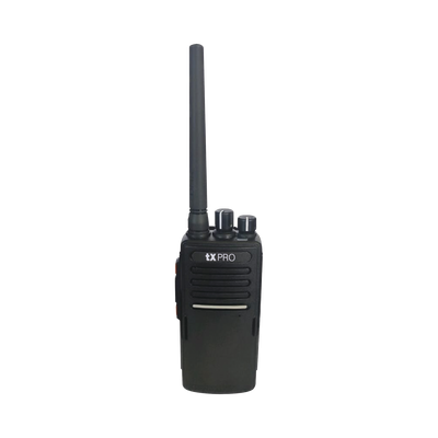 Radio portatil DMR UHF, 4 W, 400-512 MHz, capacidad doble slot <br>  <strong>Código SAT:</strong> 43191510 <img src='https://ftp3.syscom.mx/usuarios/fotos/logotipos/txpro.png' width='20%'>  - TXPRO